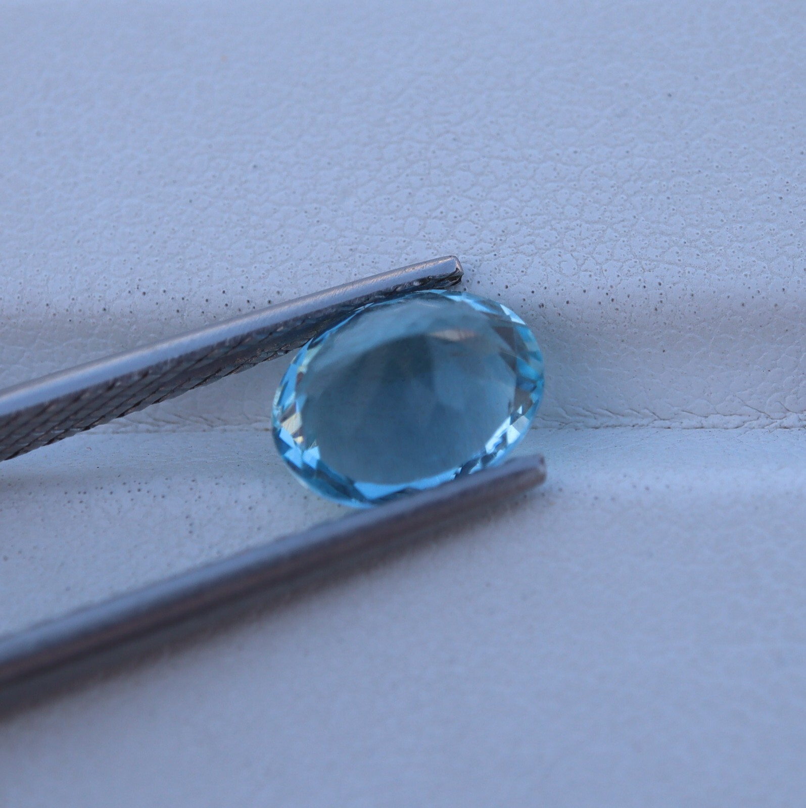 2.23 Cts 9.5×7.6 MM Natural AAA Blue Aquamarine Oval Cut Gemstone