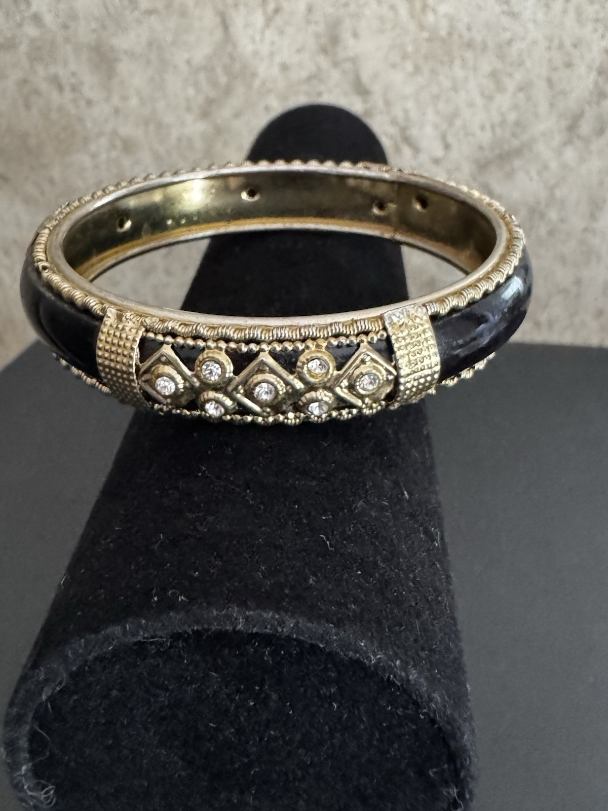 Gold Tone Black Cream Enamel Hinged Bangle Bracelet Lot Size 8 Missing Stones