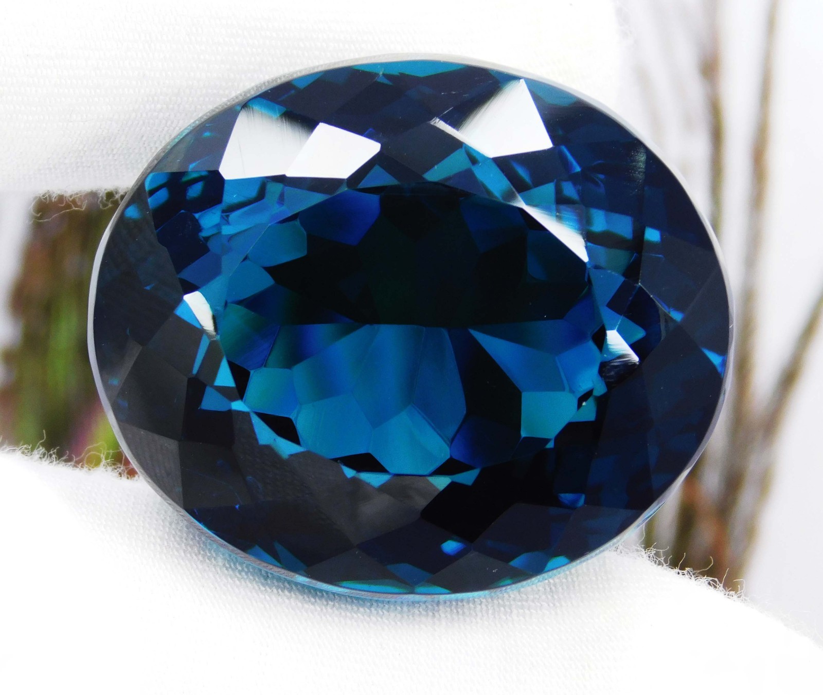 CERTIFIED 128.90 Ct Natural Kenya Blue Tsavorite Garnet Oval Cut Gemstone