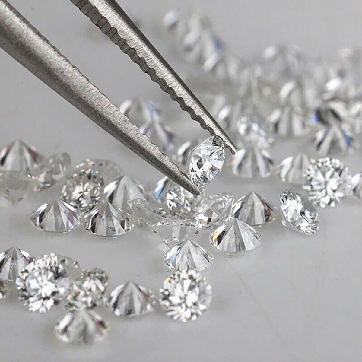 VVS 28 Pcs D Color Loose White Moissanite 2.40mm Round Diamond Cut Wholesale Lot
