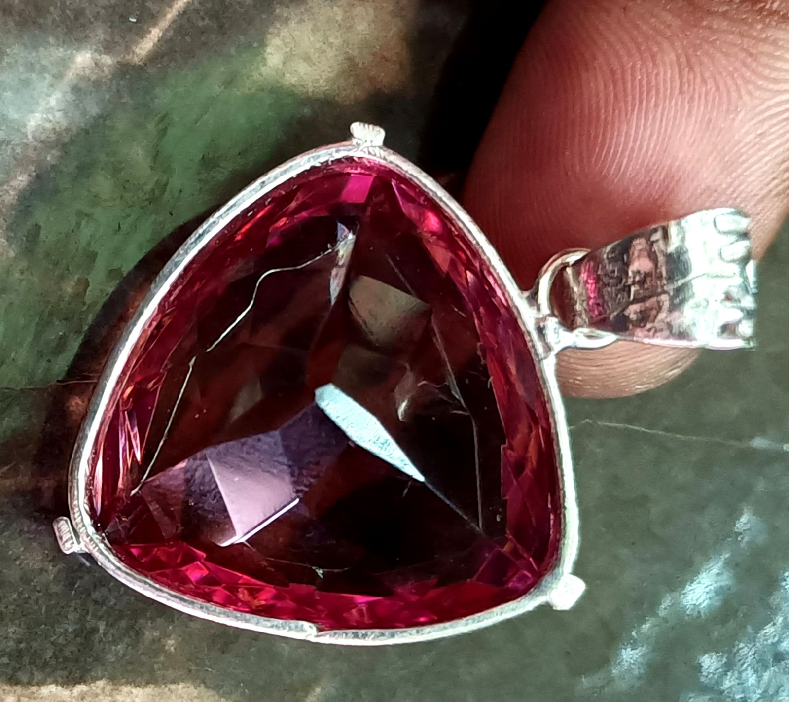 EGL Certified 84.05 Ct Trillion Natural Zultanite 925 Silver Pendant Loose Gems