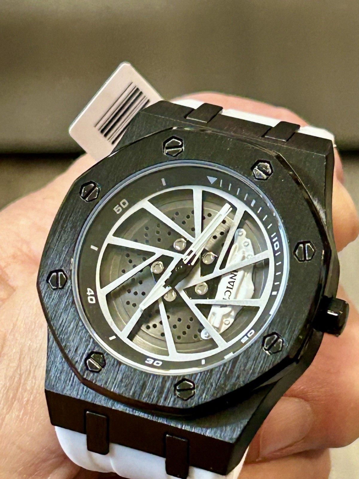 Invicta Speedway Rim, Mechanics, WR 30m, 42mm, New/Box/3yr Wnty, 8” Wrist, 69492