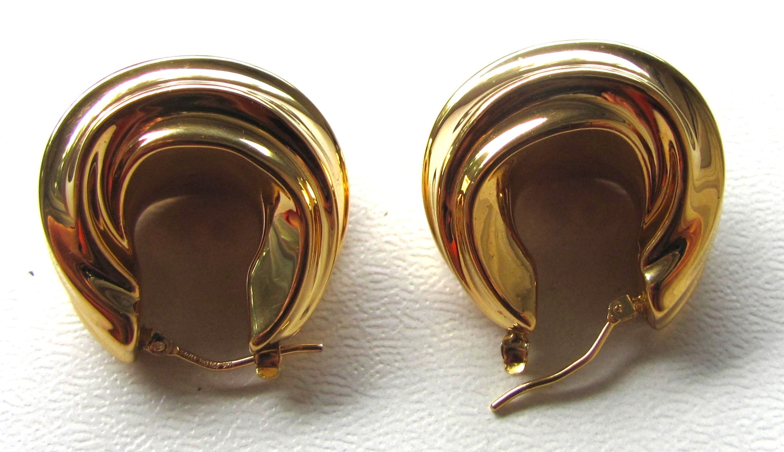 Vintage Italian 14K Gold Large Hoop Earrings 1980’s 10.7 grams