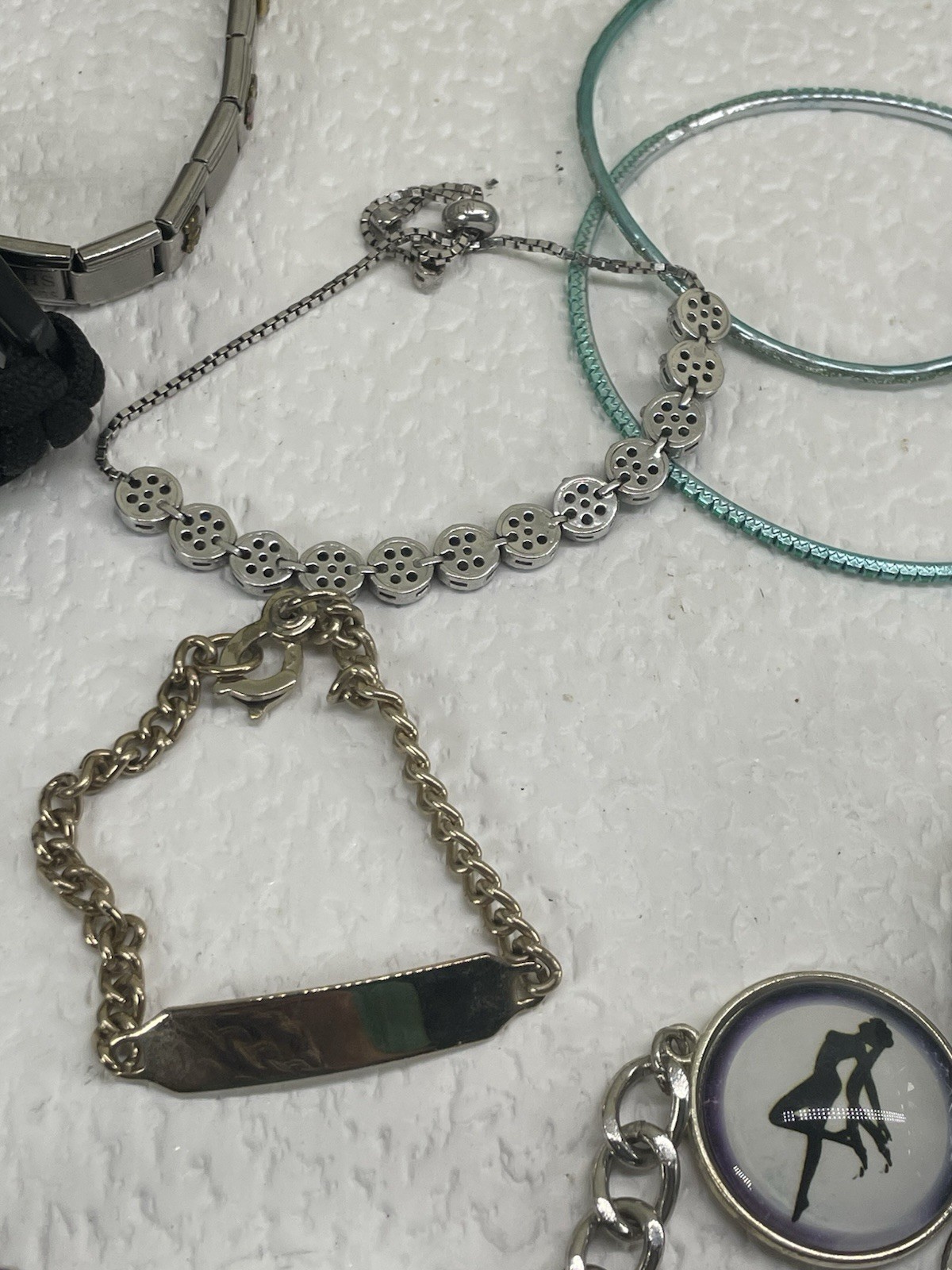 Lot of Assorted Sizes Mix 30+ Pieces Necklaces, Bracelets Gold Copper Tone