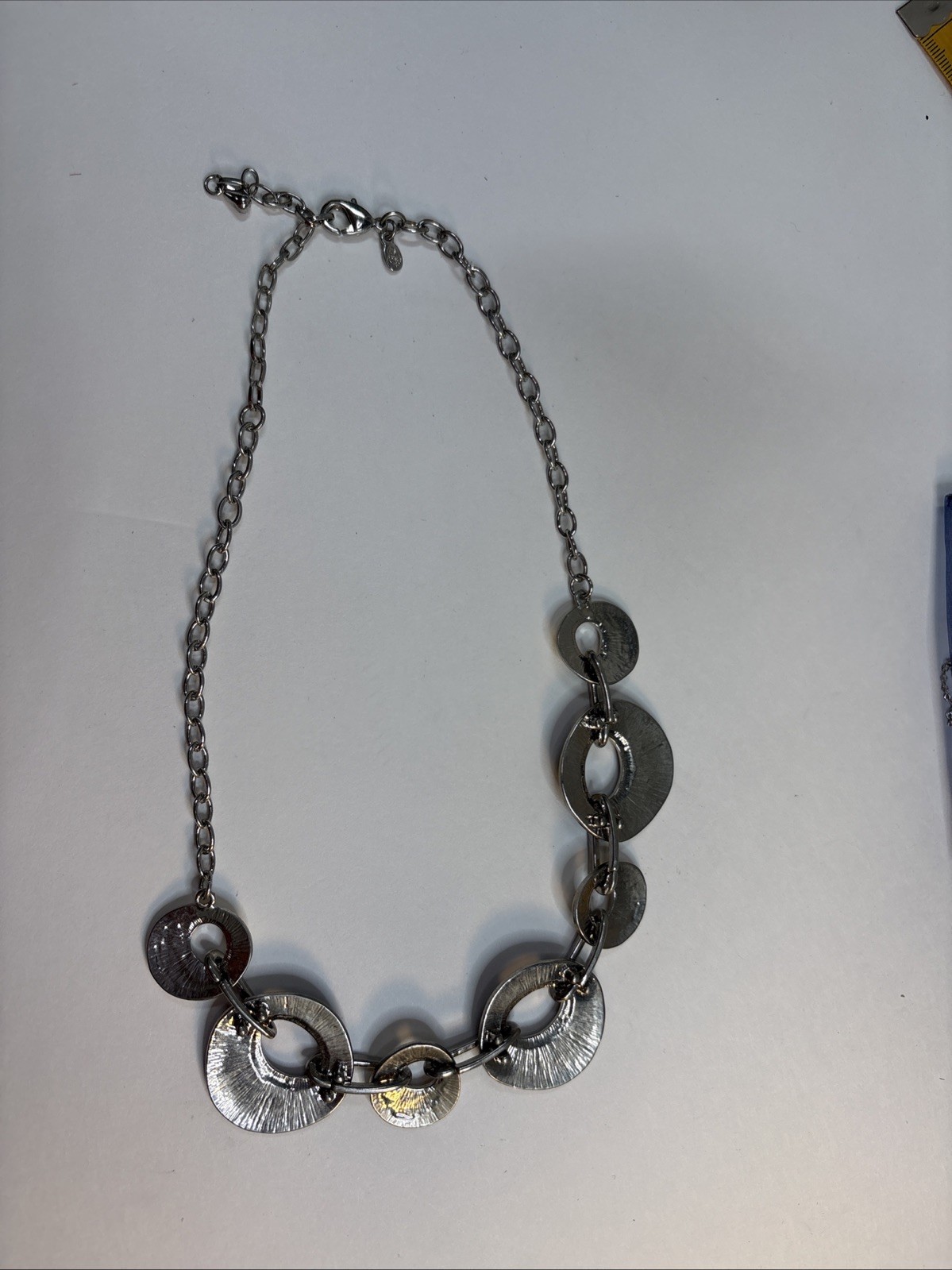 Premier Designs Silver Bib Necklace White/Cream/Black Enamel Rings Circles 18”
