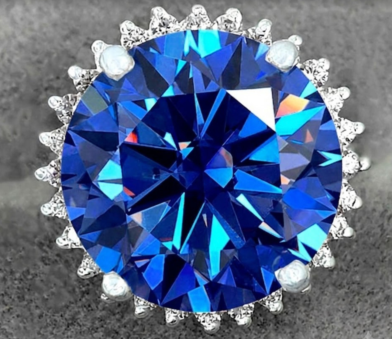 925 Silver, Gorgeous Azur Blue Diamond Solitaire Ring, 14 Ct Certified Treated