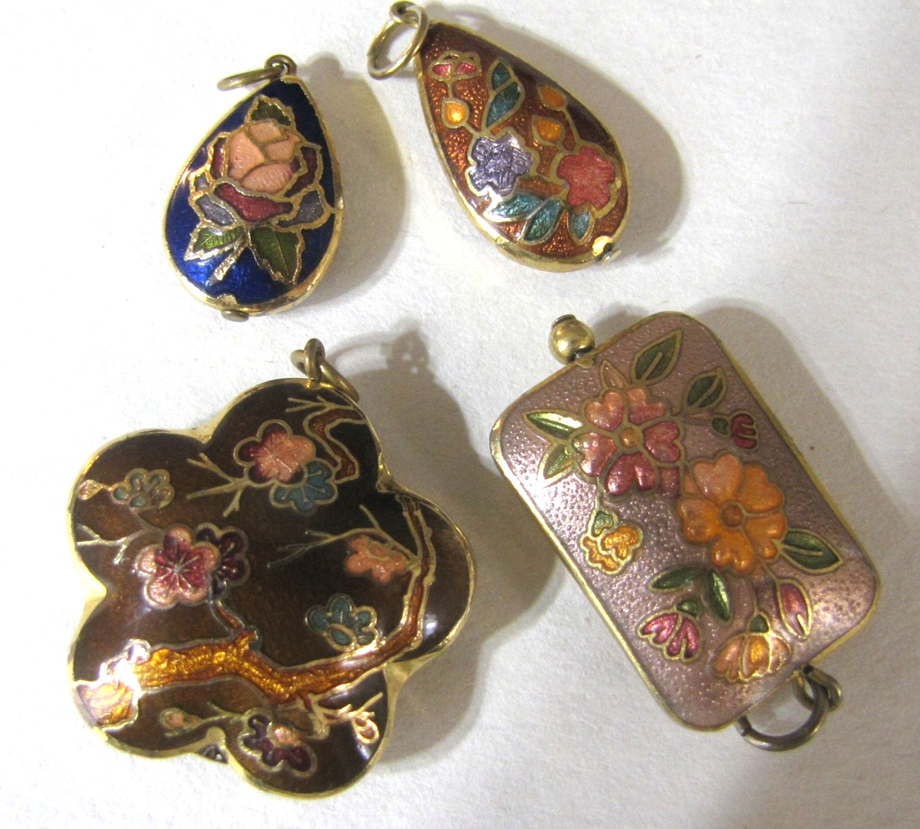Vintage Cloisonne Pendant Lot 4 Floral Asian Charms Double Side Enamel Gold Tone