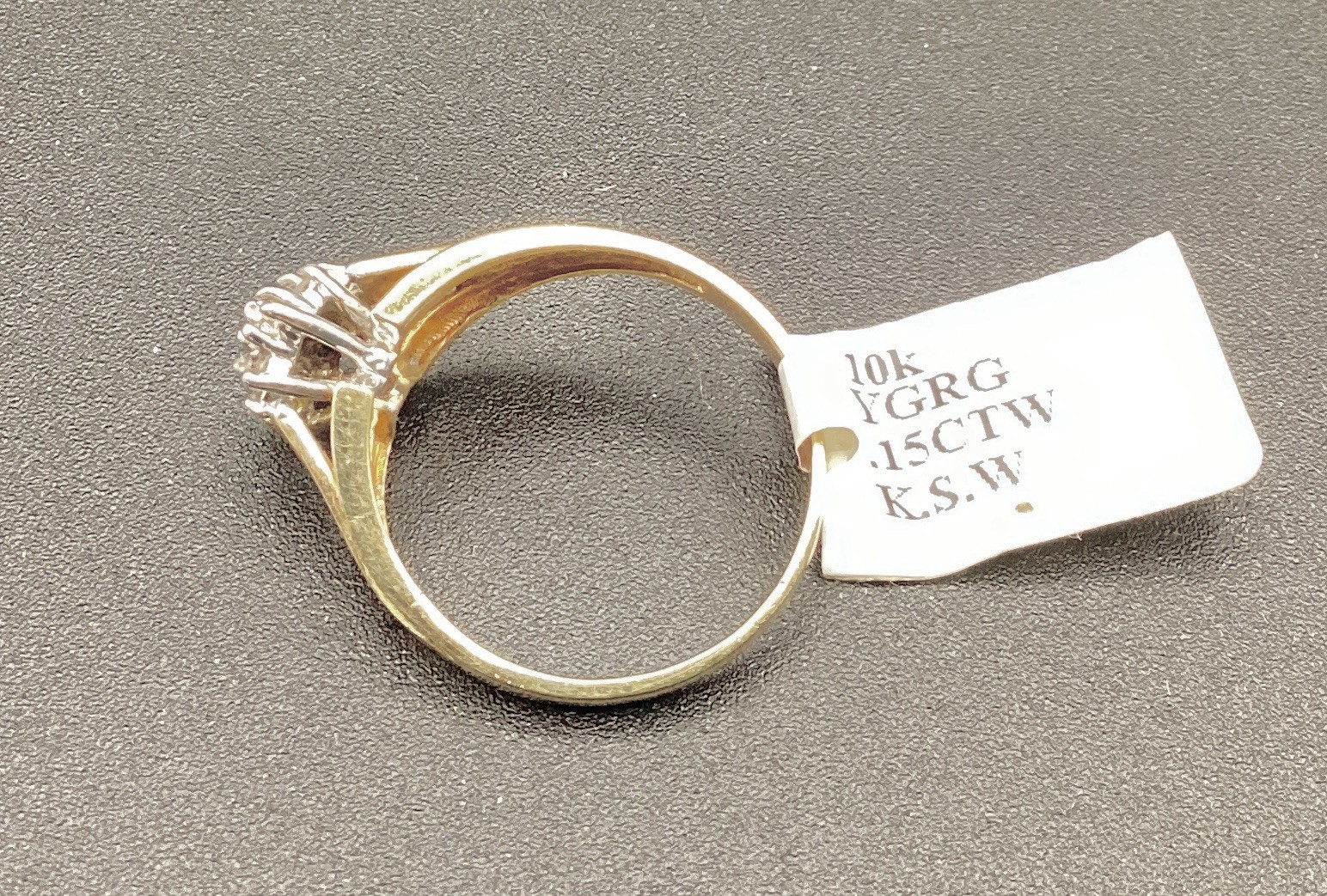 NWT 10 KT Stamped Yellow Gold Women’s 0.15 CTW Cluster Diamond Ring SZ 7.25