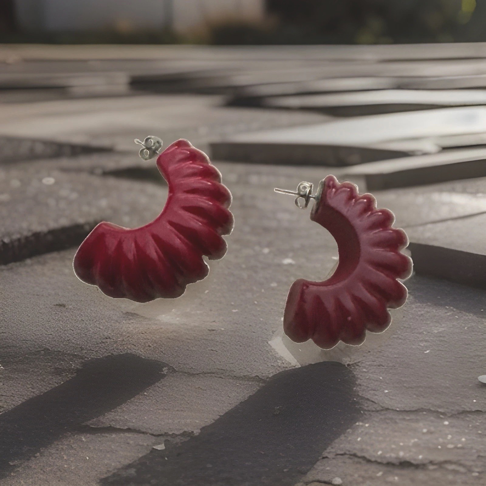 Vintage 1980s Chunky Red Hoop Earrings Ribbed Fluted Acrylic C-Hoops Retro