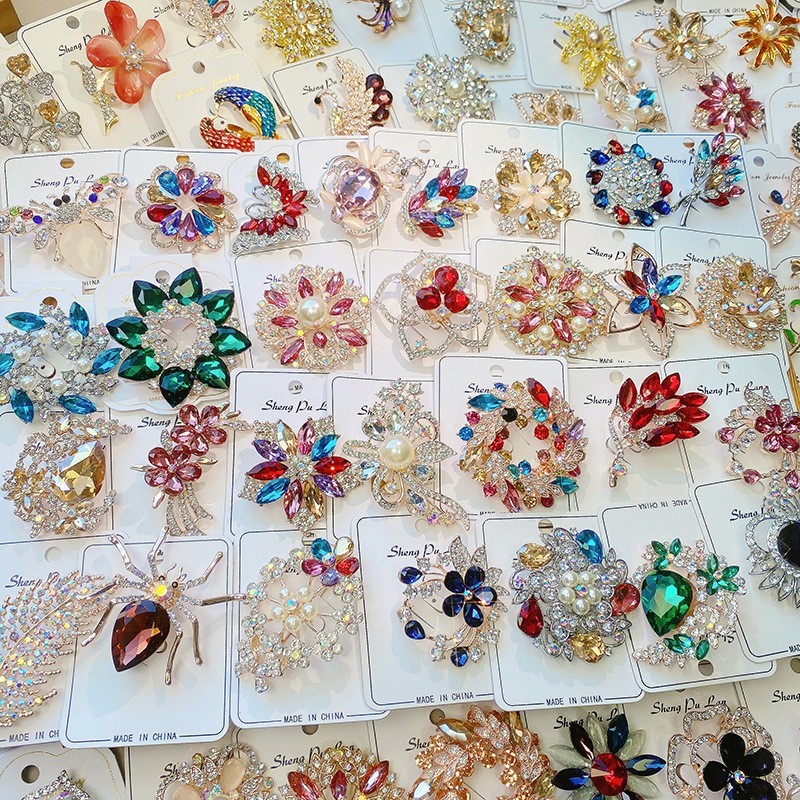 Bulk 12pcs Mix Crystal CZ Pearl Floral Brooches Lot Random Wedding Gift Jewelry