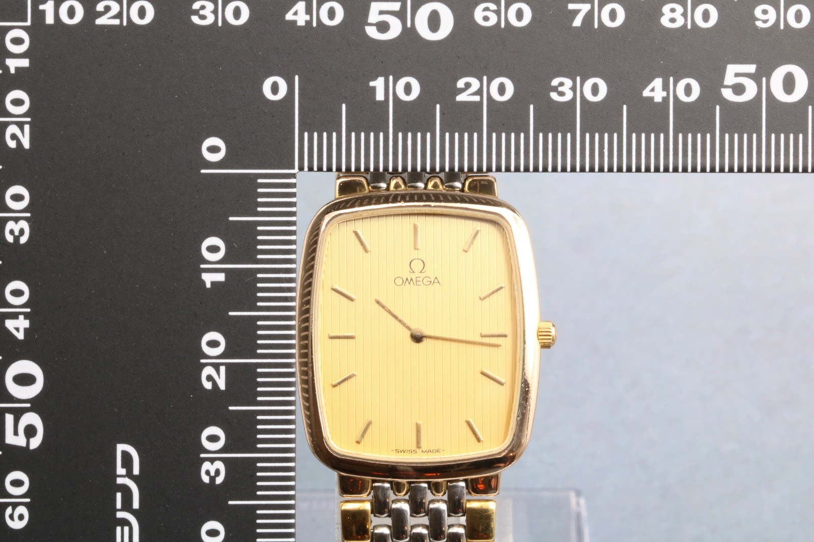 [Near MINT] Vintage OMEGA De Ville Cal.1378 Gold Square Quartz Men’s Watch JAPAN