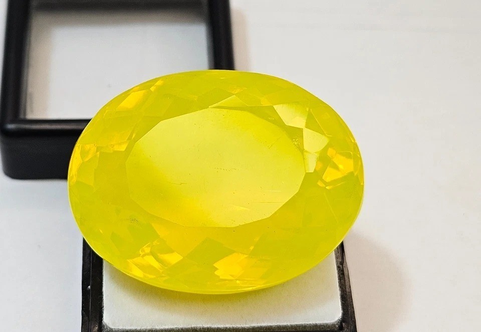 Natural Oval Cut Neon Yellow Opal 58-60 Ct Certified Gemstone For Pendant