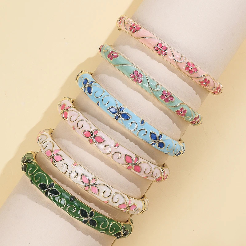 Flower Pattern Enamel Cloisonne Bracelet for Women Retro Gold Color Plated Bangl