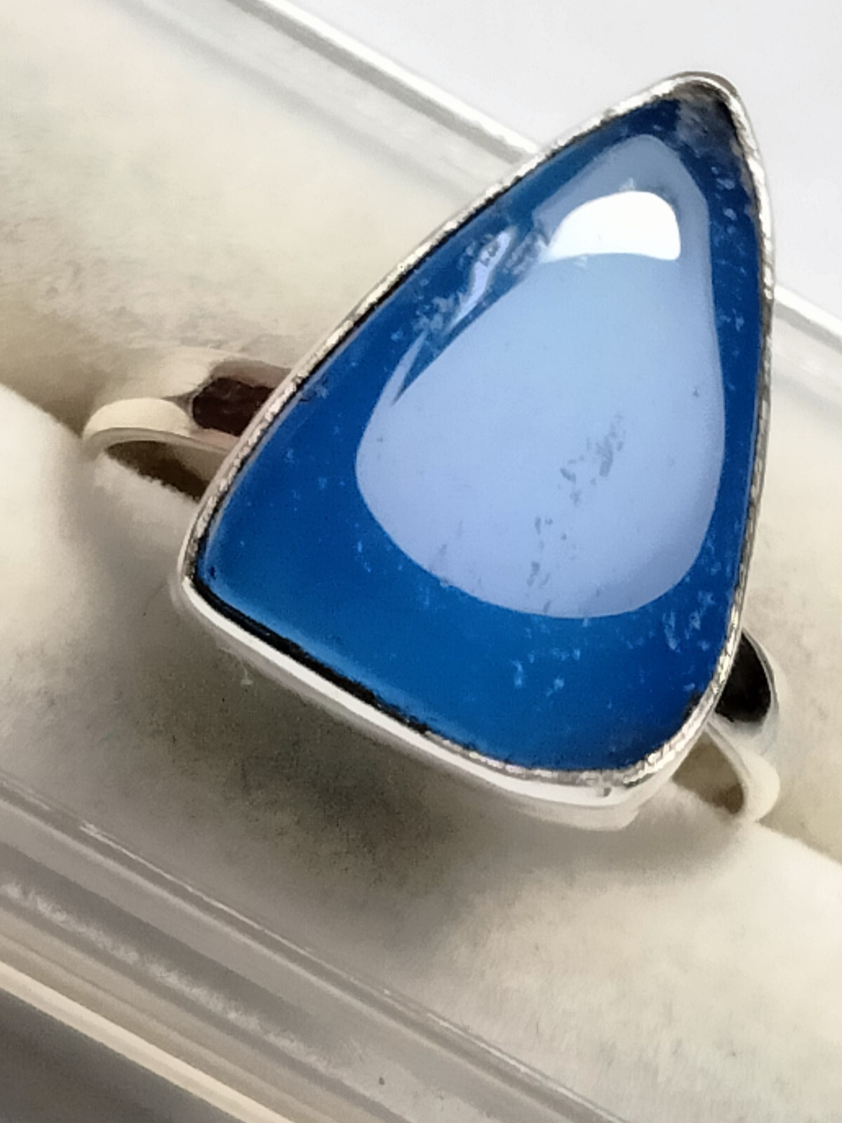 LUSCIOUS SEA BLUE CHALCEDONY IN STERLING SILVER.925 RING SIZE 8.75-9.0!
