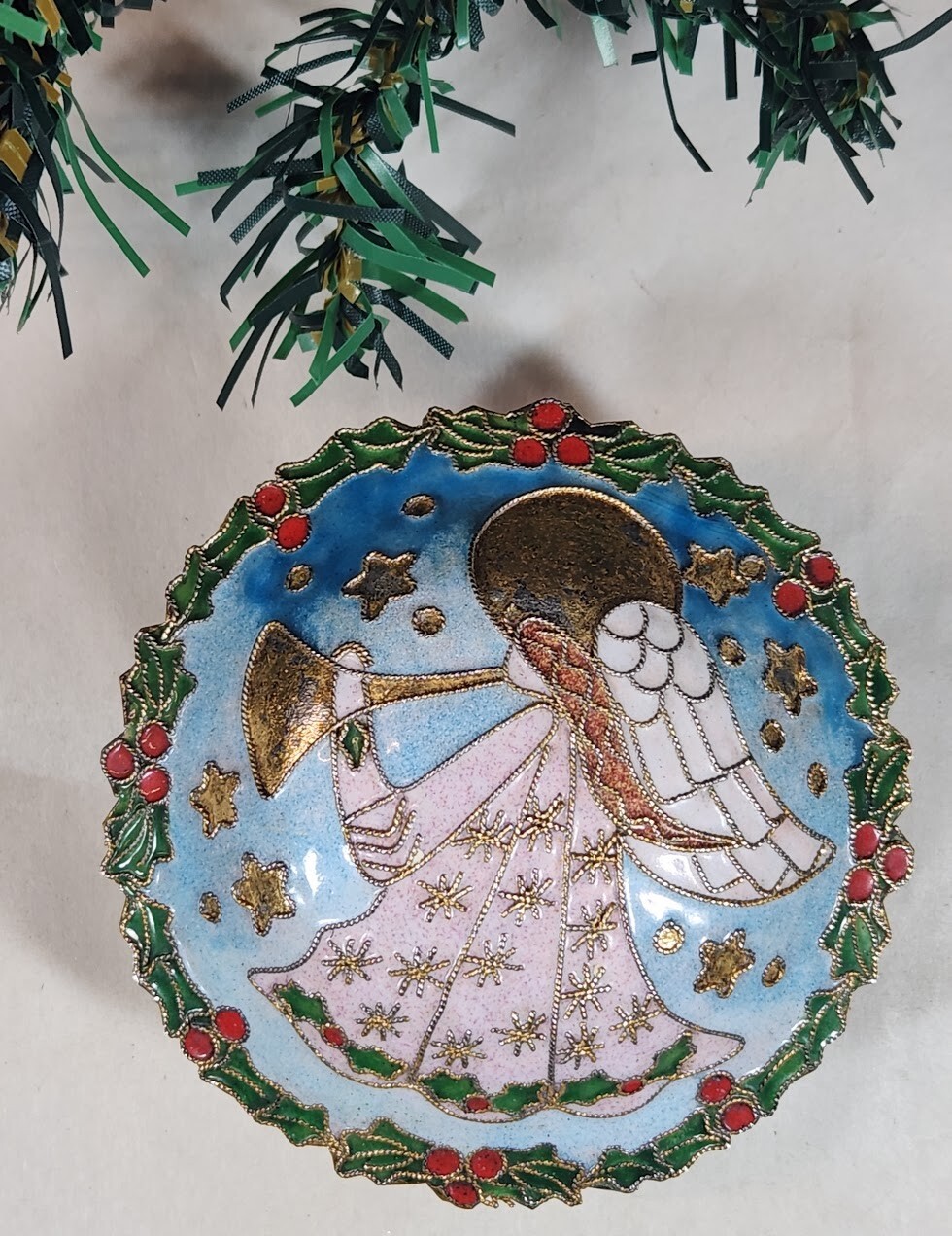 Cloisonné Light Blue Christmas Trinket Box Angel Holly Leaves Border 3.75in wide