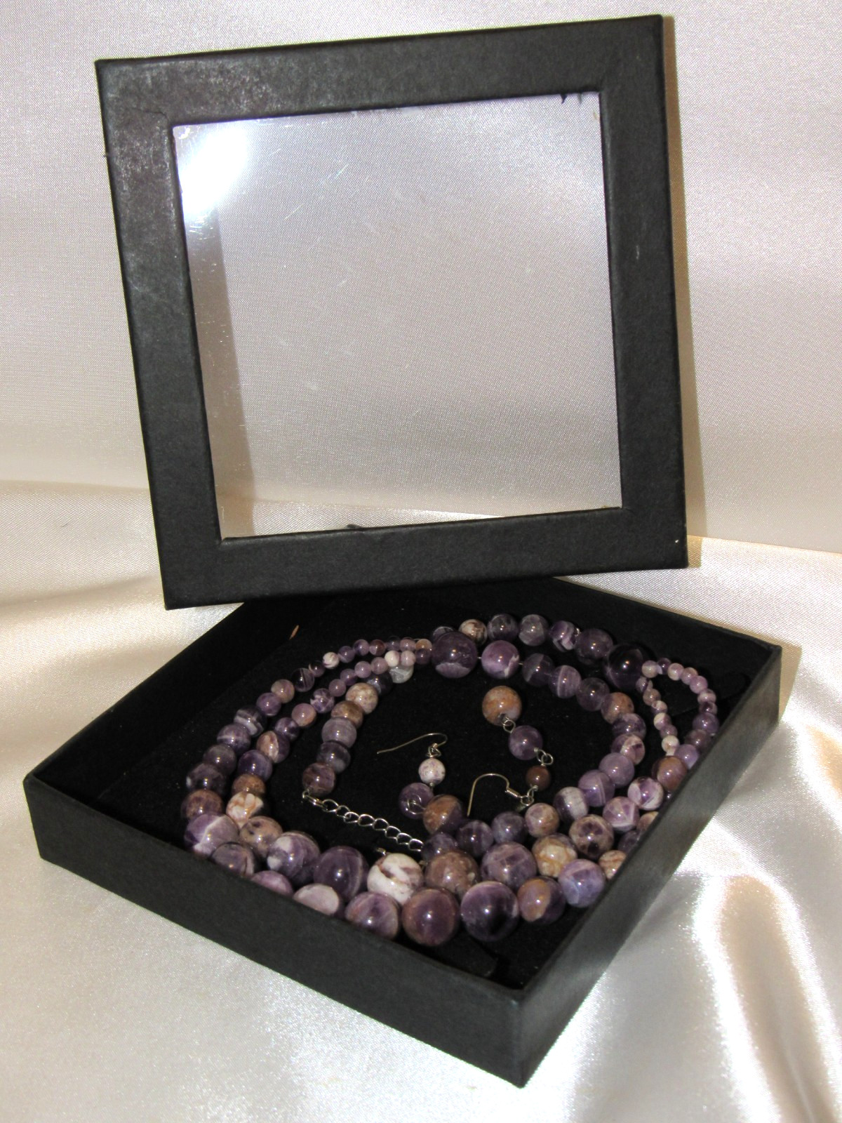 Amethyst Purple Agate Beaded Gemstone Necklace w Matching Dangle Earrings