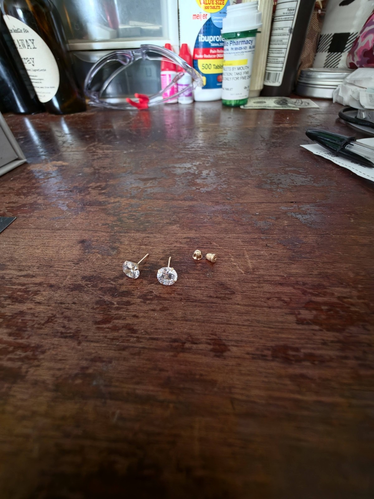 Lot of 2 Pairs Gold Tone Crystal Stud Earrings Round Clear Butterfly Backs