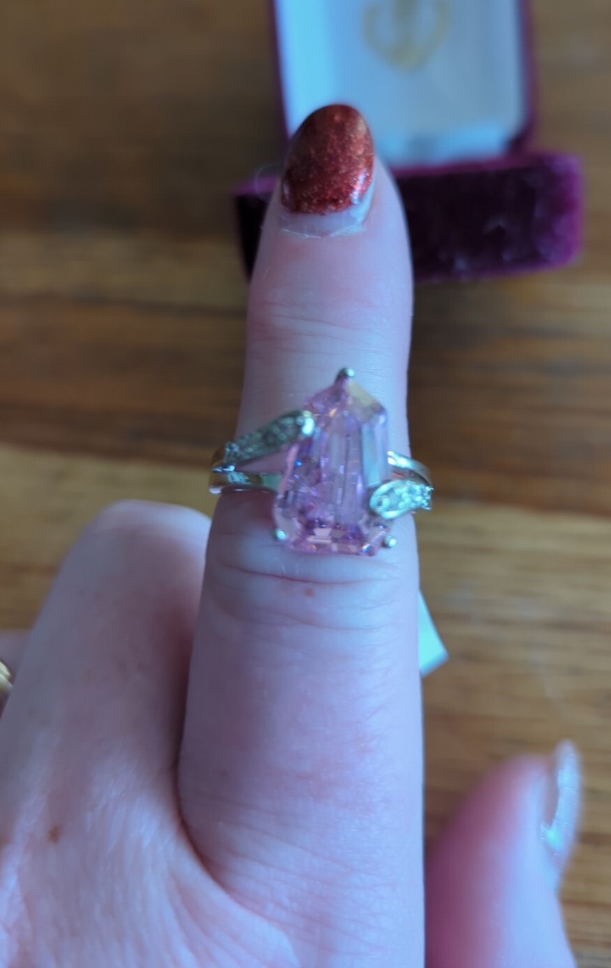 Premier Design Paradise Pink Ice Ring Size 8