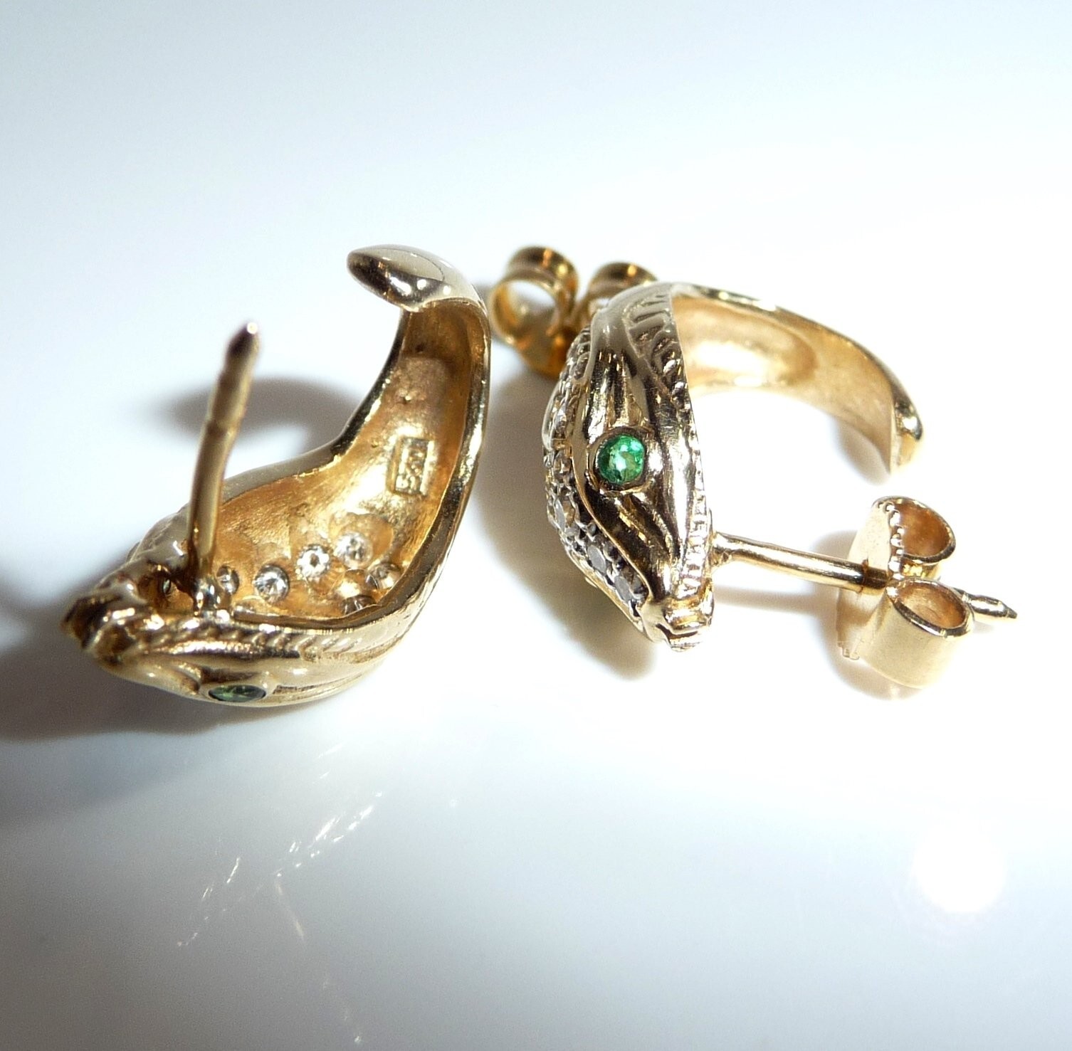 Snake 585 Gold Stud Earrings 0.46ct. Diamond Emeralds 4.2g