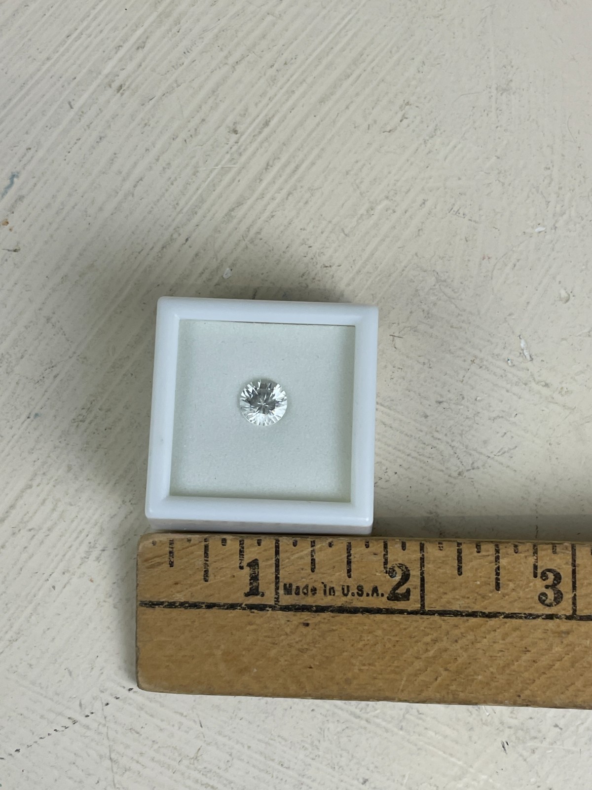 2.50 Carats Minimum 8MM Round Diamond Cut White YAG Faceted Loose Gemstone