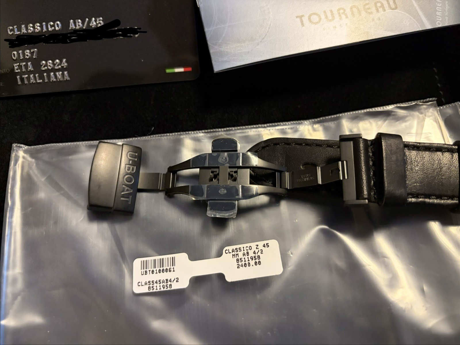 U-Boat Classico 5573 Left Hook 53mm Auto Carbon Fiber +Extra Strap / FULL SET