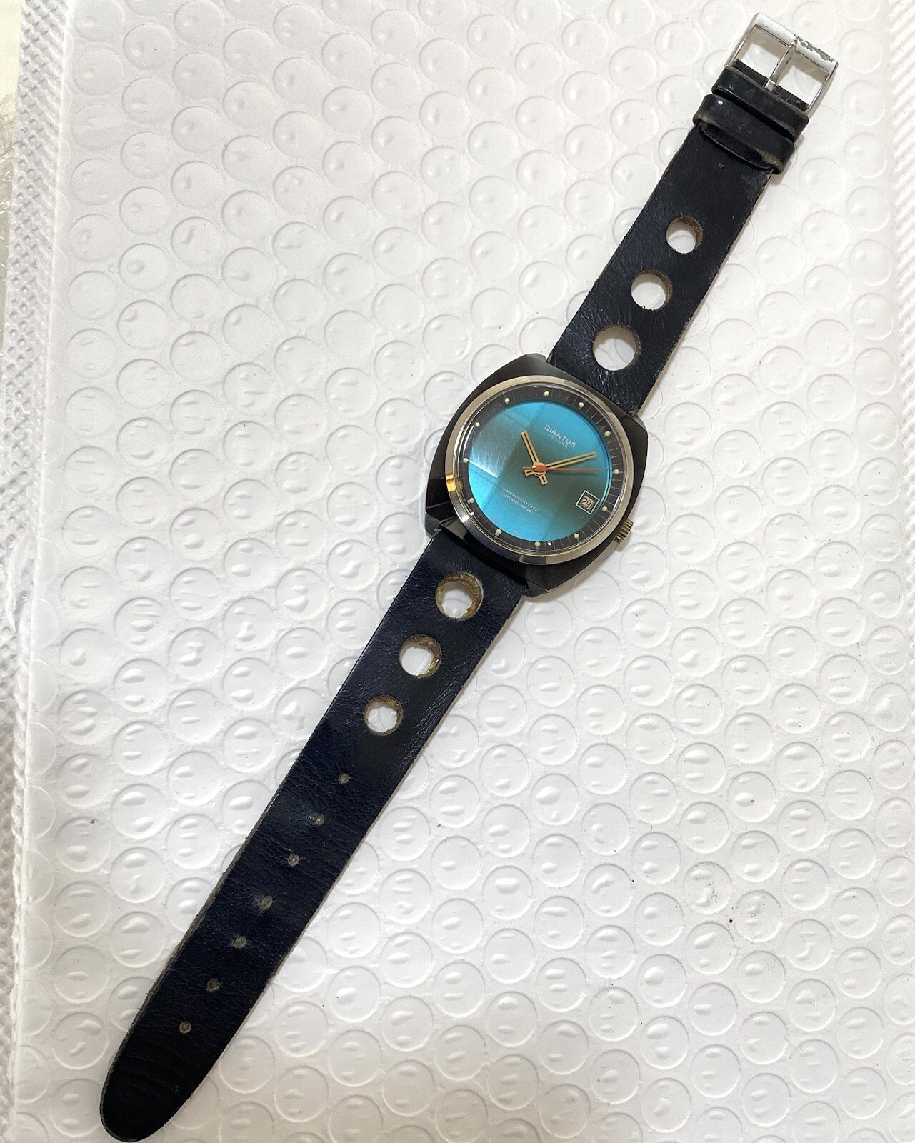 Diantus De Luxe Vintage Watch Men’s 38mm Date Swiss Made Blue Dial Very Rare