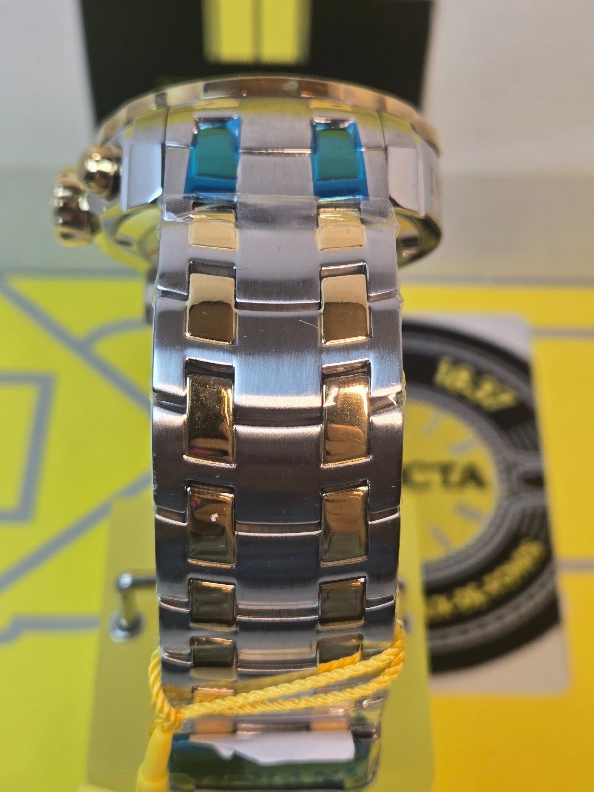 Invicta Pro Diver SCUBA Men’s Watch – 48mm. Steel, Gold with Blue Dial Date NEW!