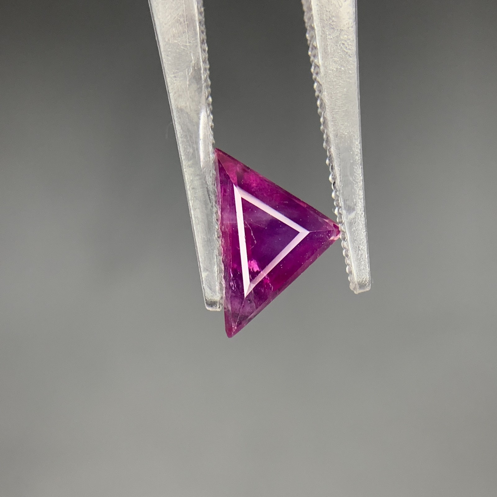 Natural Kashmir Sapphire Trillion Cut No Heat Purplish Pink Loose Gemstone