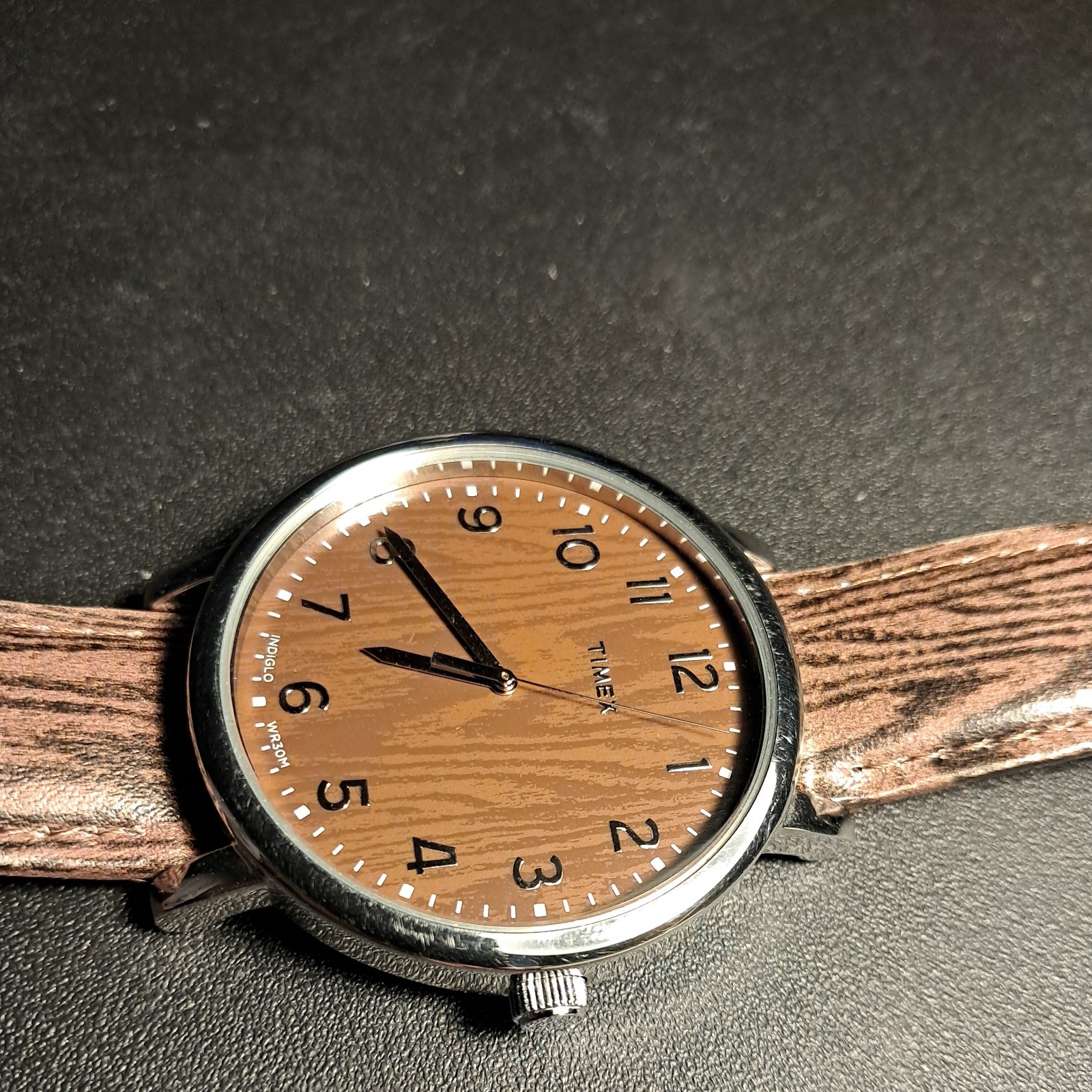 Timex T2P221 Indiglo Men’s Analog Round Watch Wood grain Leather