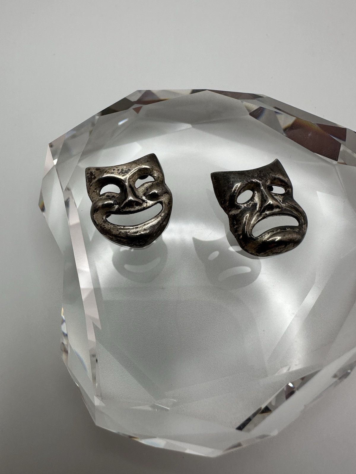 Vintage Silver Laugh Now Cry Later Pins Brooches 1.8cm JB21