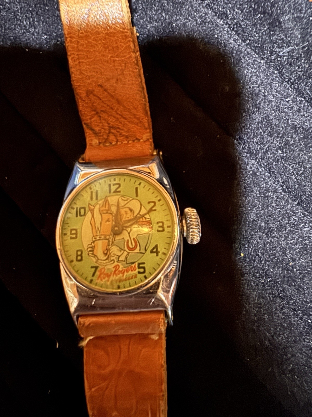 Roy Rogers Character Cartoon Analog Wristwatch Silver Case Brown Leather Strap