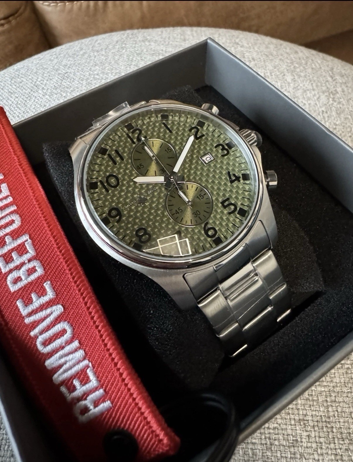 Chase Durer CDW-0094 Mens Watch 45mm Steel Army Green Carbon Fiber Dial New
