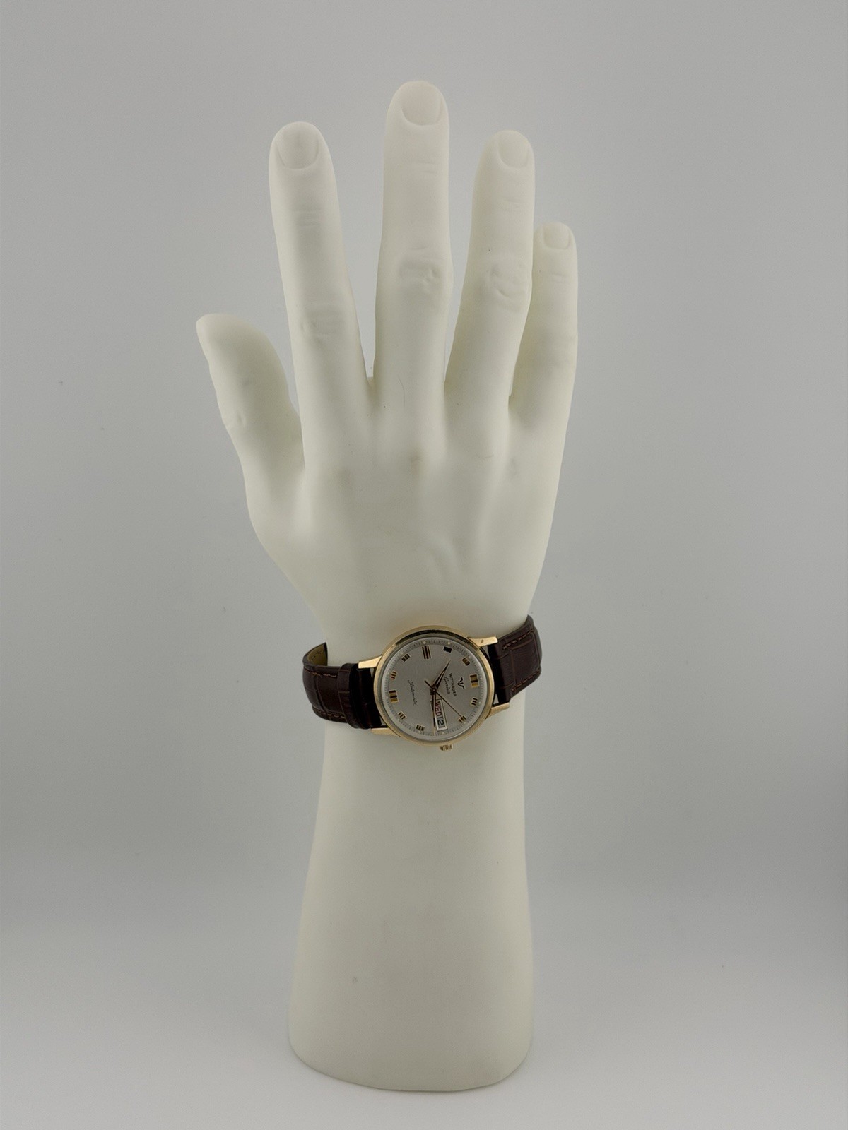 Vintage Wittnauer Genève Automatic Day Date Men’s 10K Gold Filled Watch