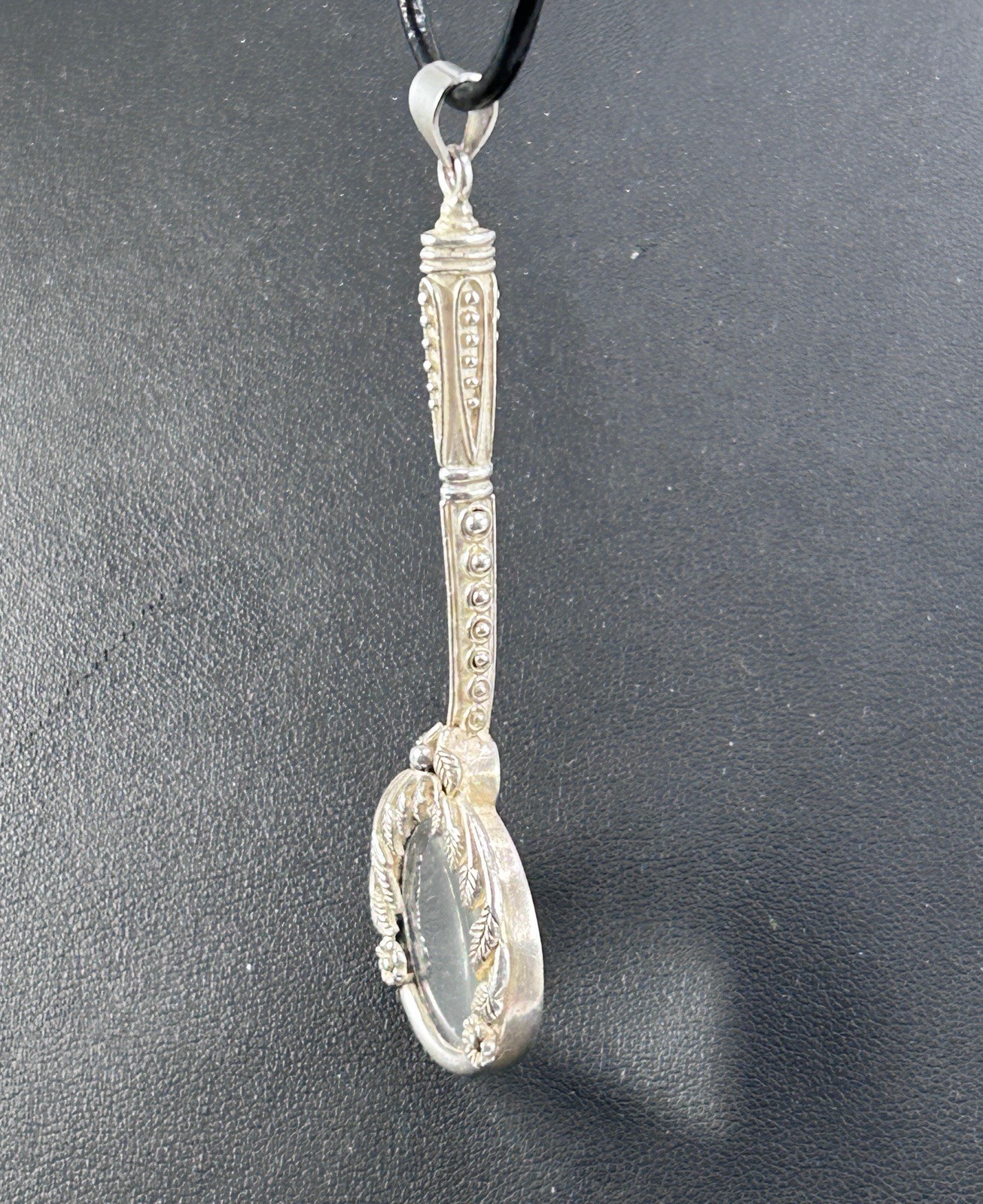 Silver-tone Pretty Floral Design 3″ Magnifying Glass Pendent On Cord 26″