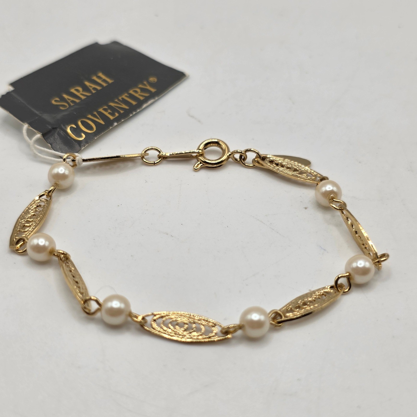 Sarah Coventry Vintage Gold Tone Filigree Faux Pearl Link Bracelet 7.5 Inch