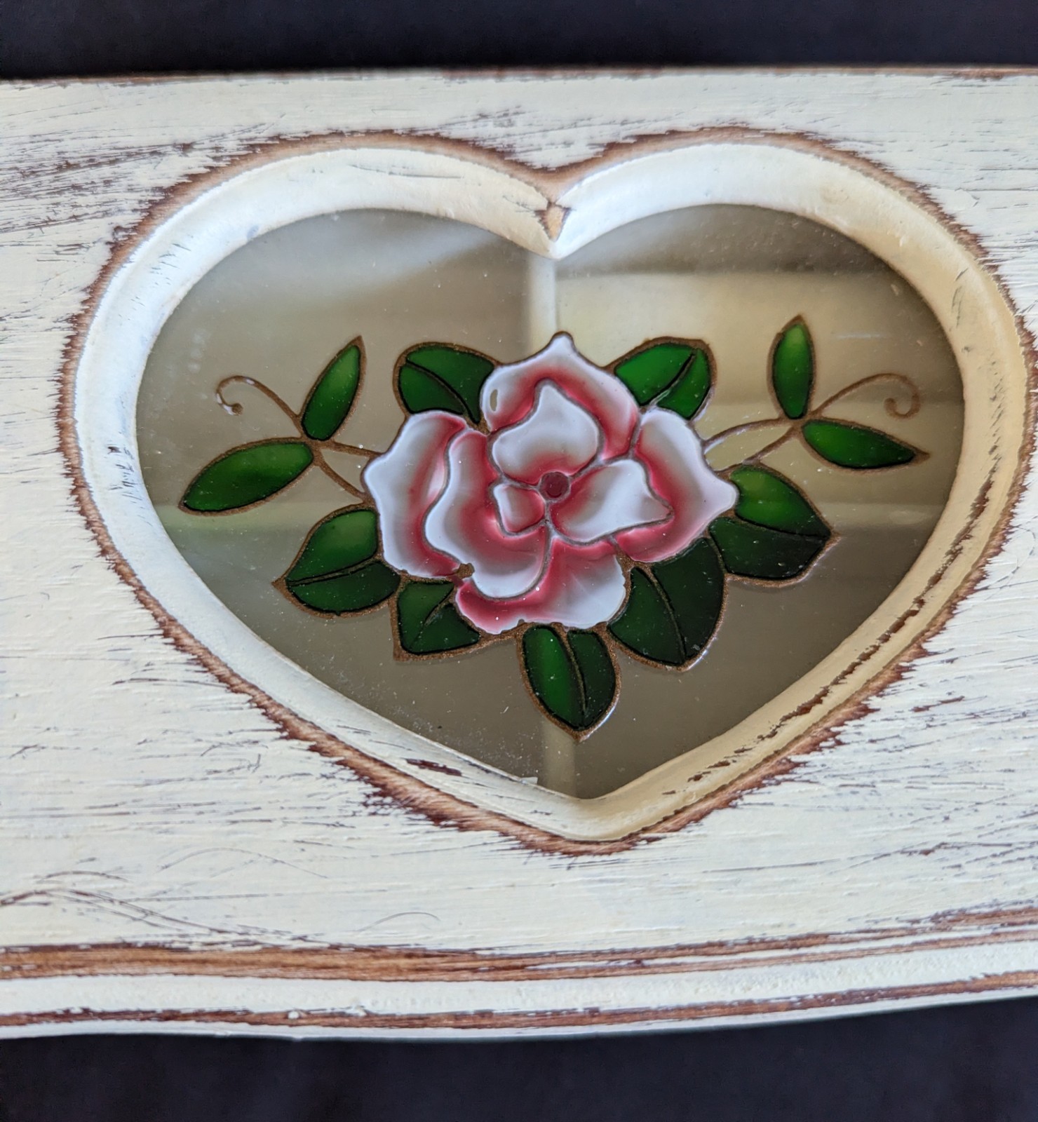 Vintage Shabby Distressed White Wooden Jewelry Box Table Top Rose Theme