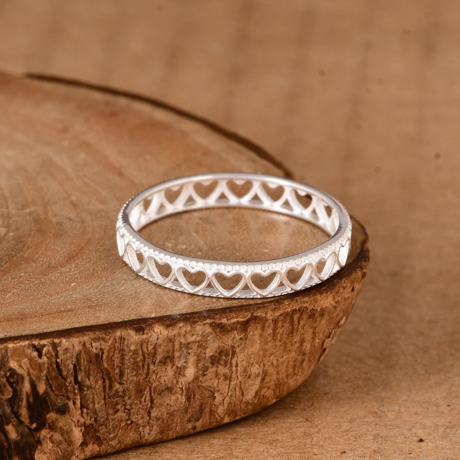 925 Sterling Silver Heart Eternity Ring Cutout Band Womens Wedding Promise
