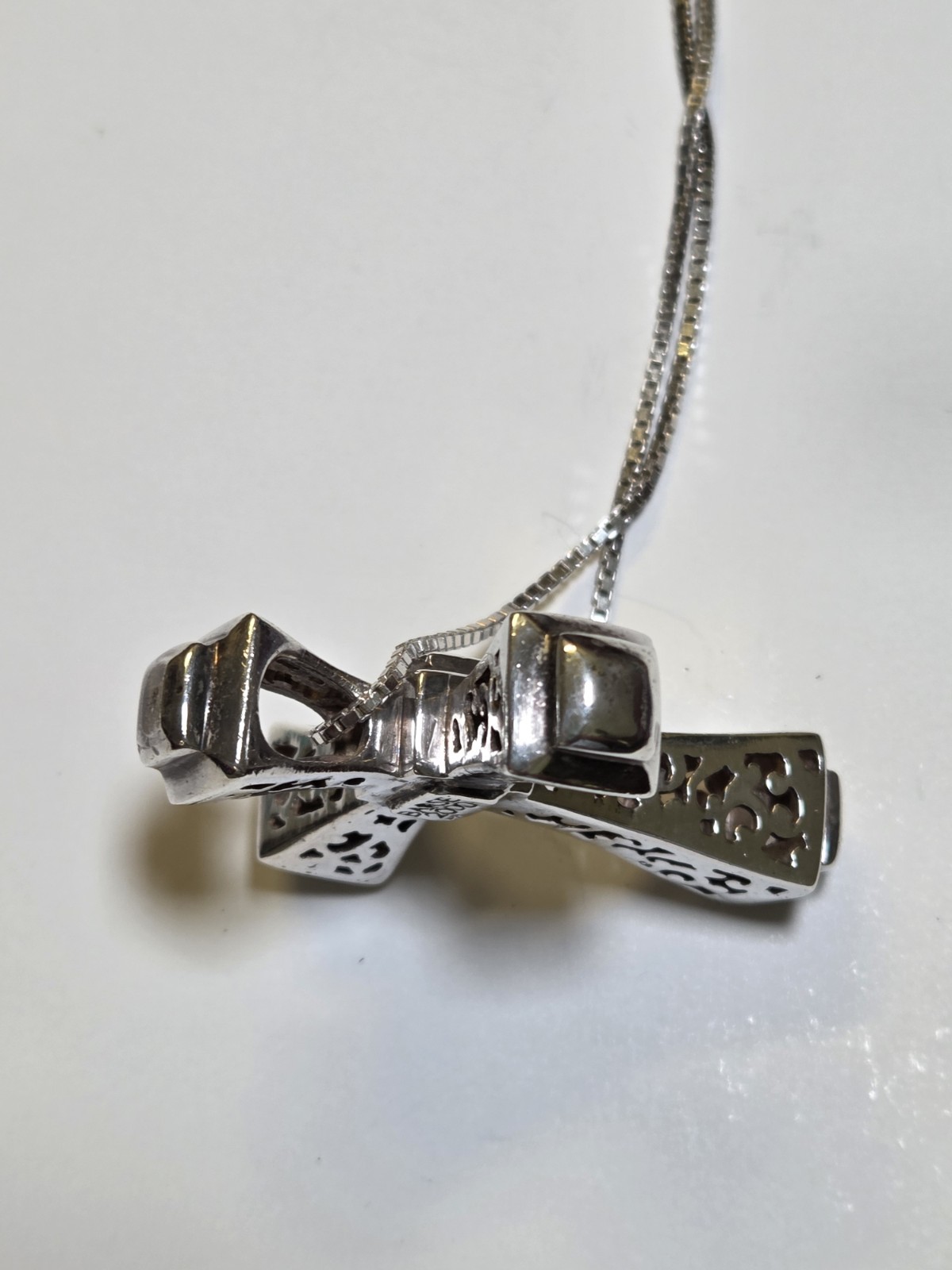 Vintage Barse 2000 Sterling Silver Cross Swiss Blue Topaz Italy Chain 29″, 925