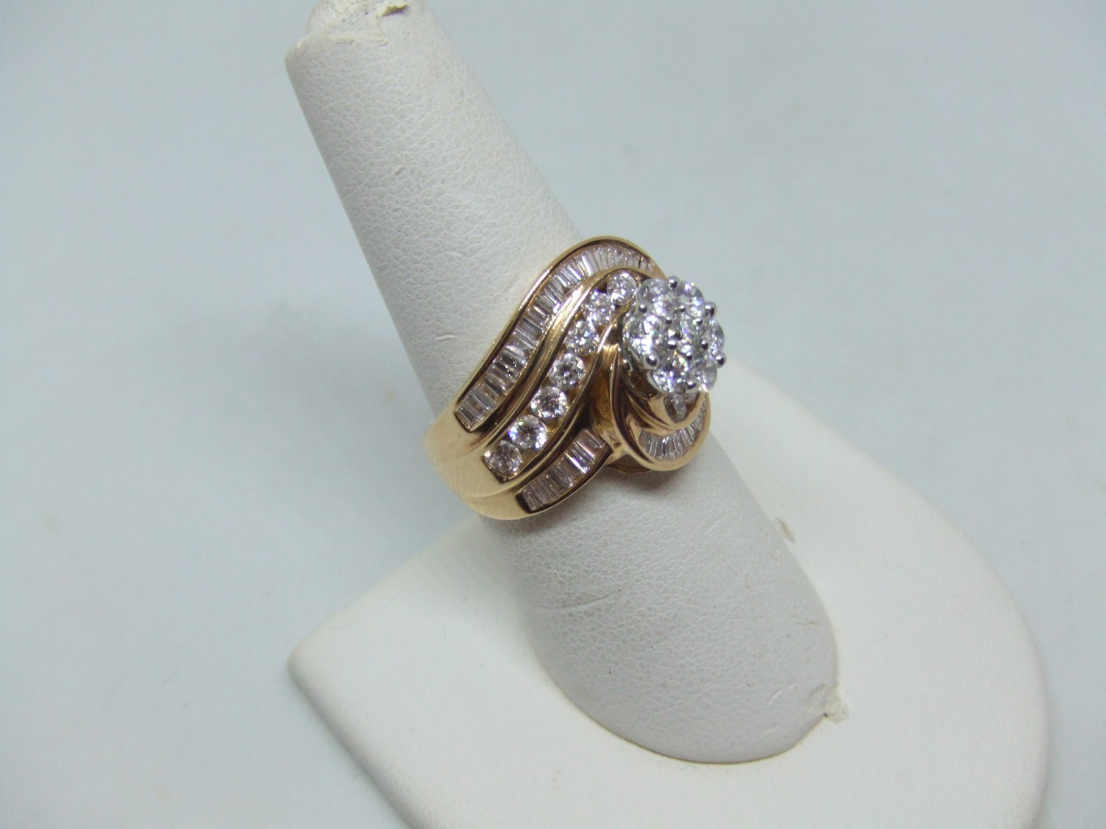 10k y. g. 1.44 ctw diamond cluster ring size 7.25