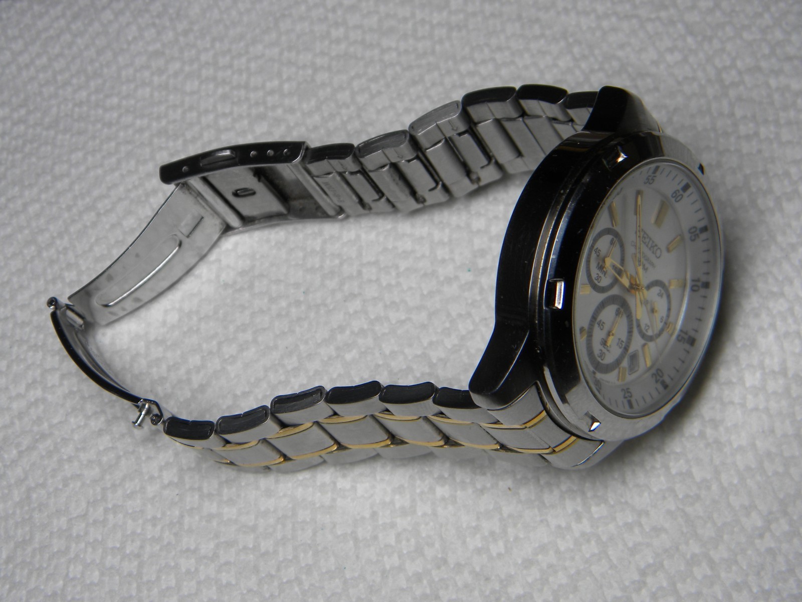 Seiko Chronograph 100M 4T53-00C0 with White Dial Very Short Band is Running