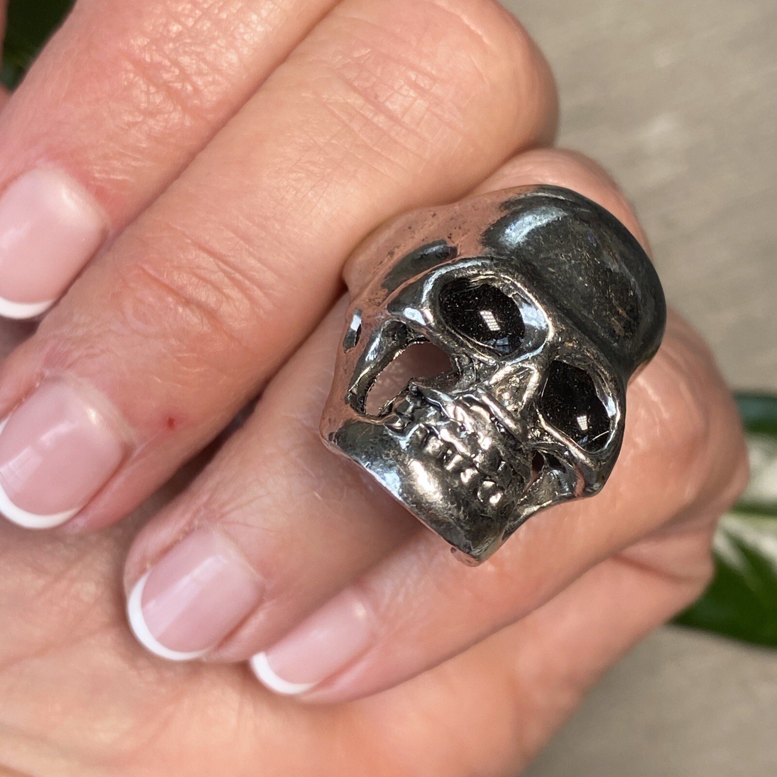 Vintage Mens Skull Ring Estate Jewelry Pre-Owned Size 11 Macabre