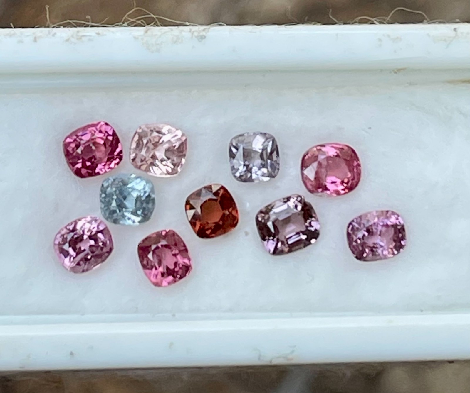 Natural 100% VVS-VS 10/Pc 4.49 ct Cushion Multi,color Spinel Mogok Gemstone