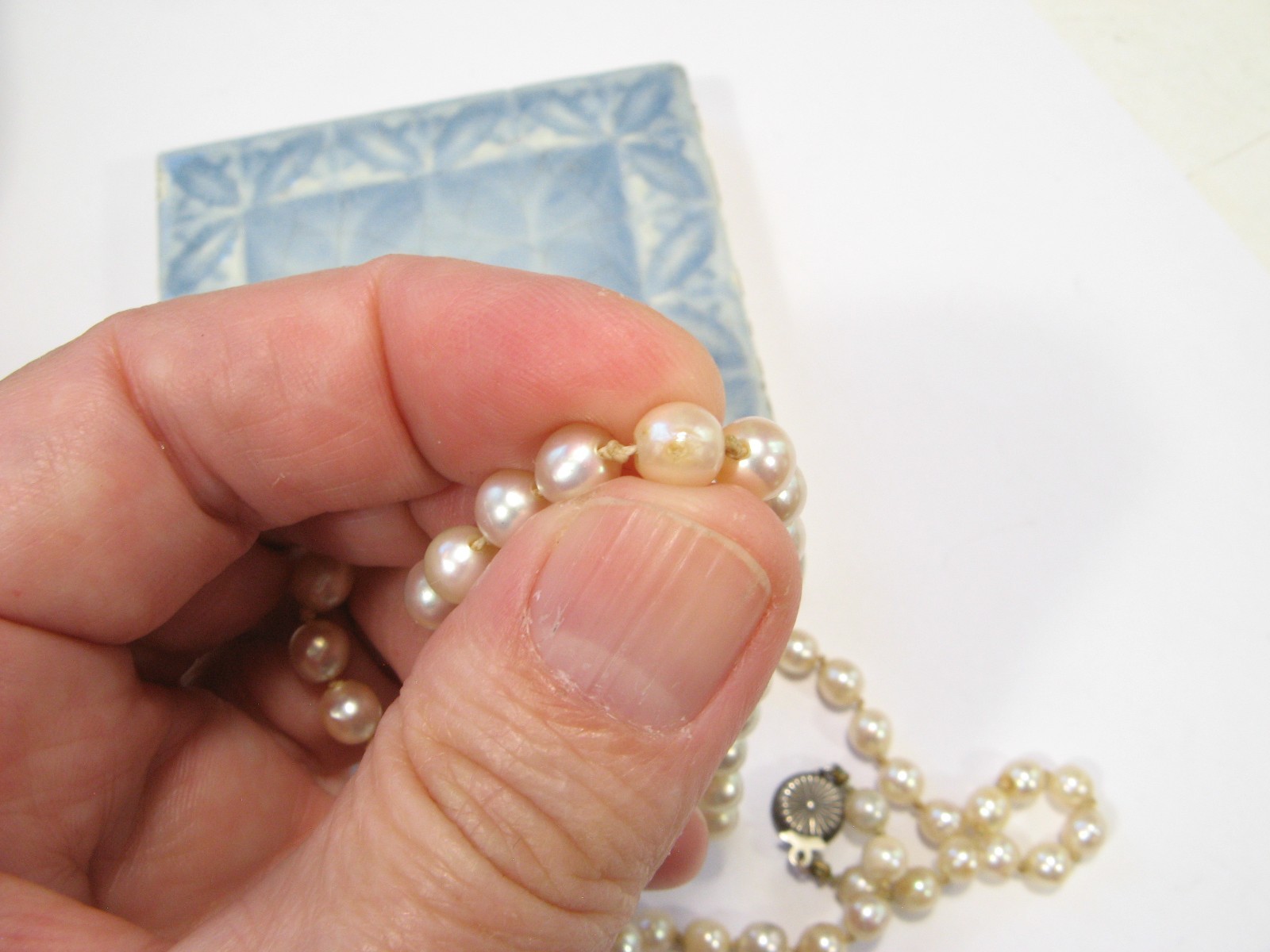 Vintage AKOYA Cultured PEARL Hand-knotted NECKLACE 6mm Sterling Silver 17.75″