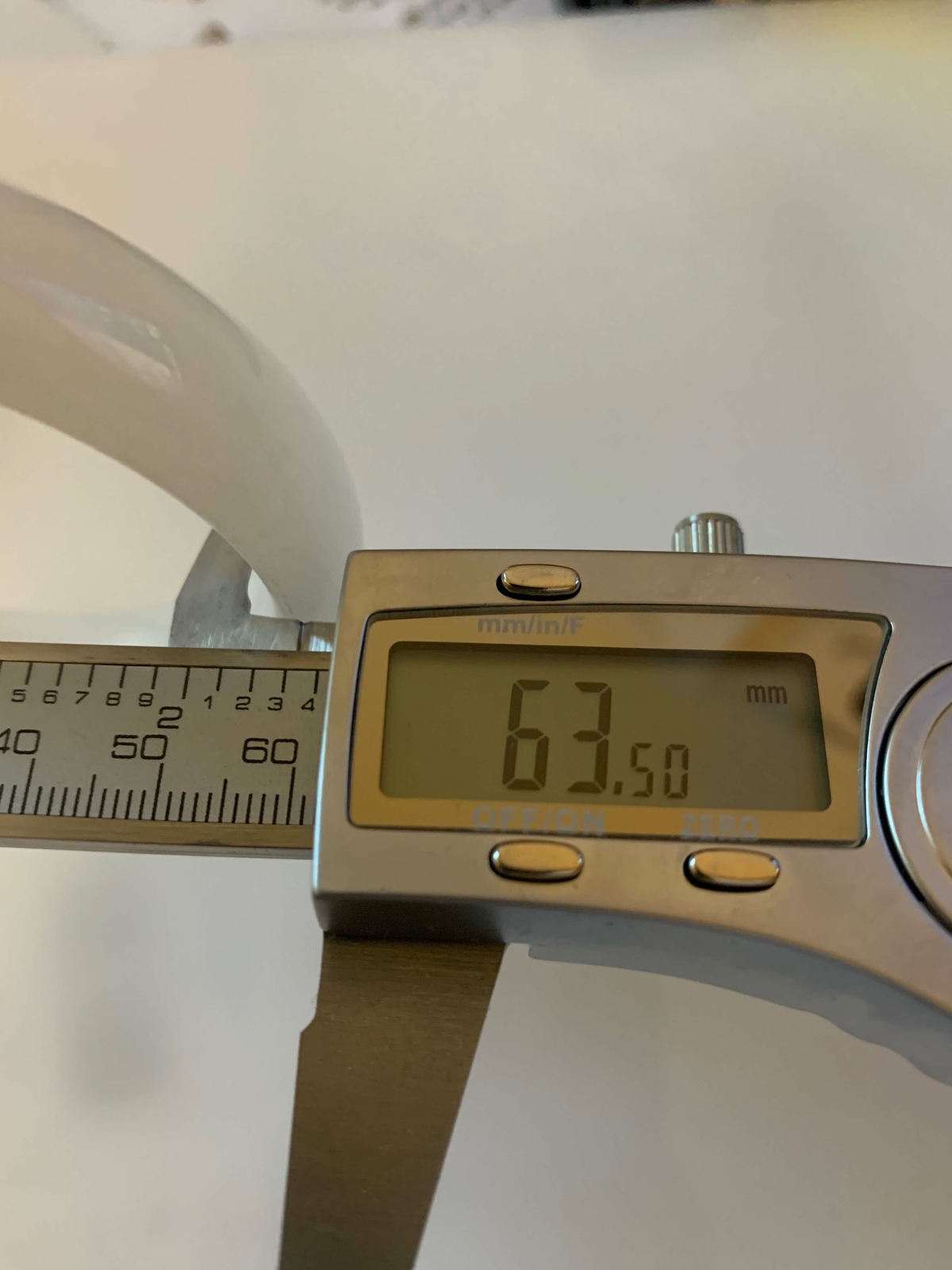 Gorgeous Natural Authentic Chinese White Jade Bangle Bracelet Joy Grade A 62 mm