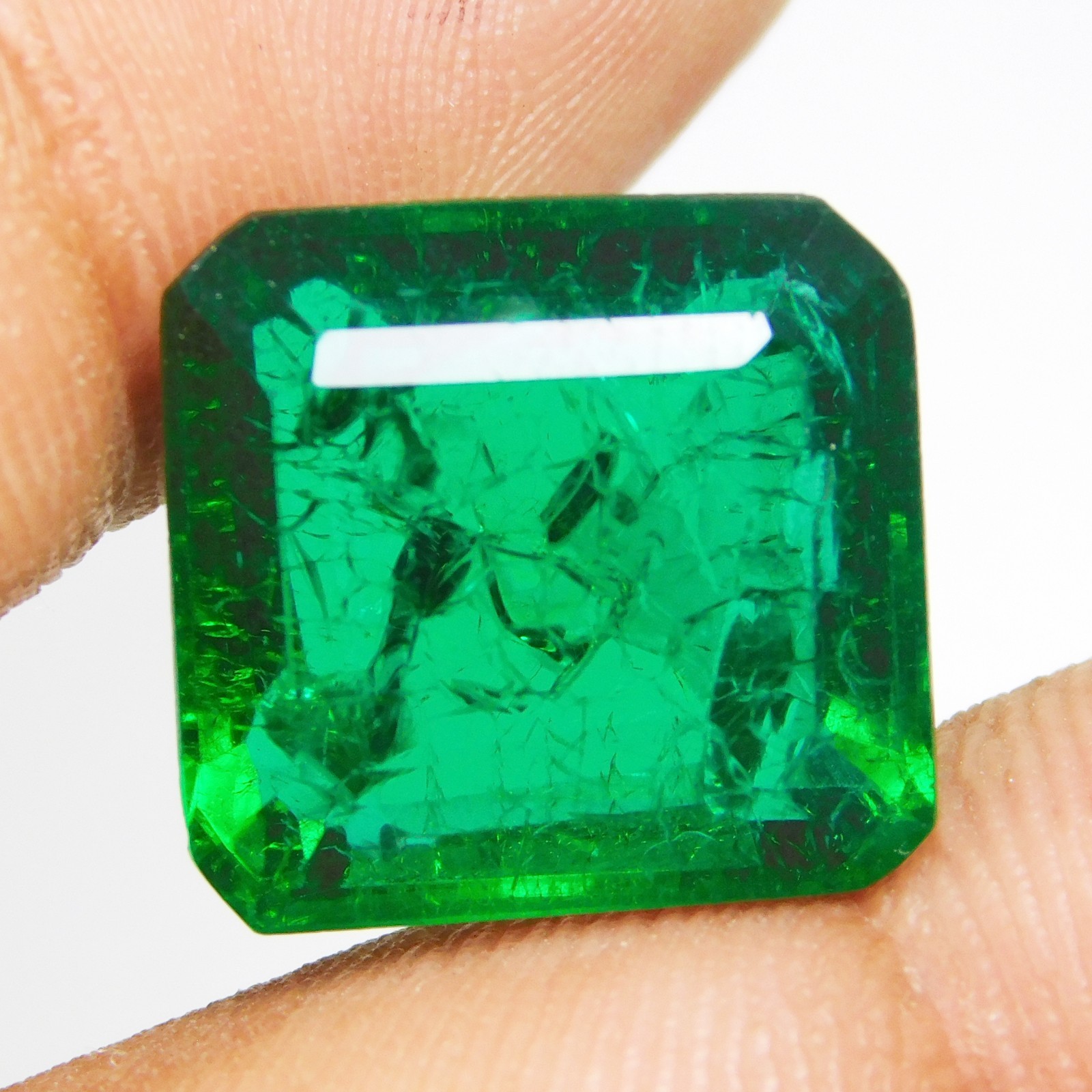 Stunning 11.40 Ct Natural Colombian Green Emerald – “Certified” Loose Gemstone