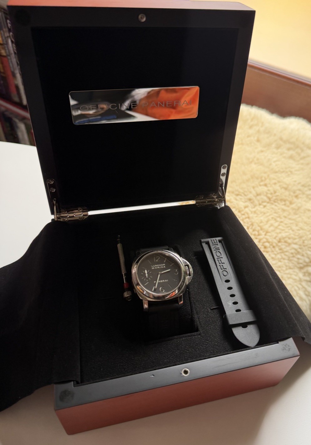 Officine Panerai Luminor Marina 44mm Manual Black Dial Rubber Strap Box