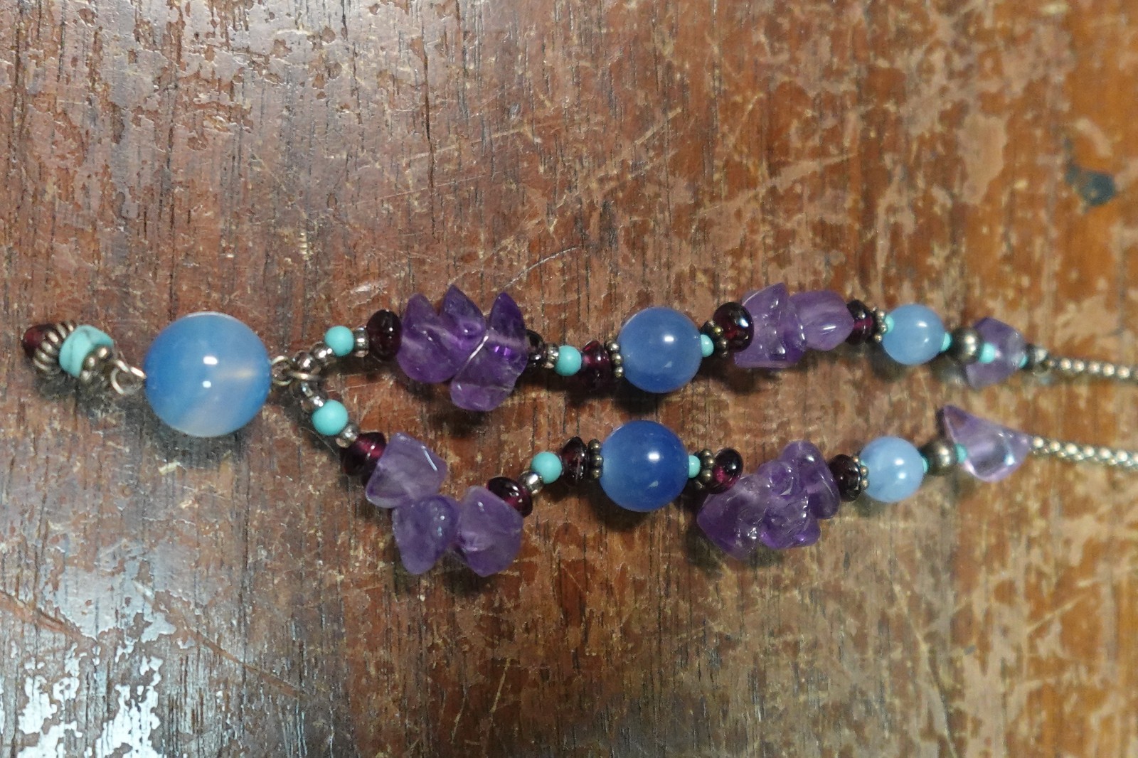 LOT OF 3 JEWELRY PIECES-NECKLACE MULTICOLOR 8″-BRACELET W BLUE STONES 7.5″+1