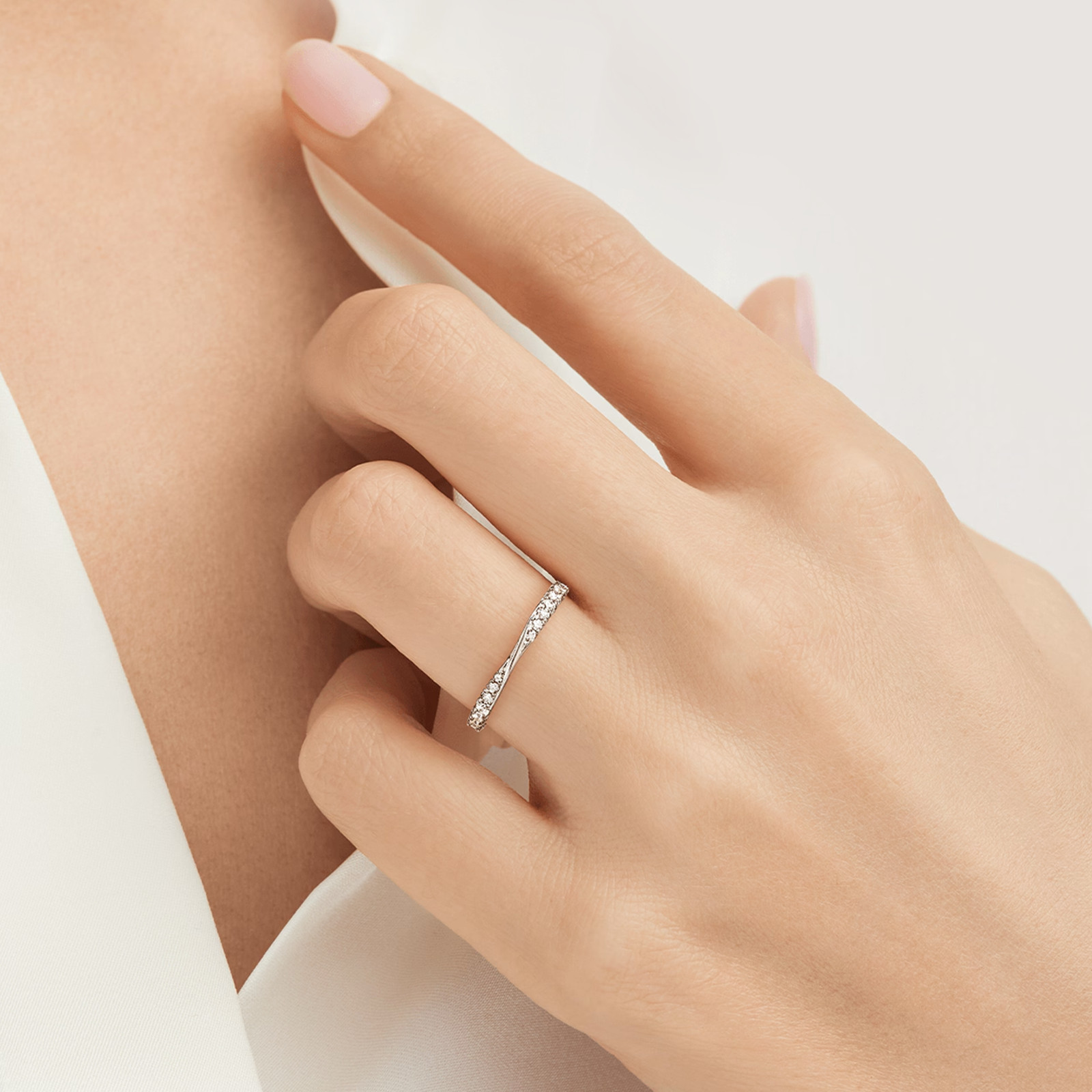 Proposal Wedding Band Solid 950 Platinum Round Cut 0.54 Ct Lab Grown E F VVS