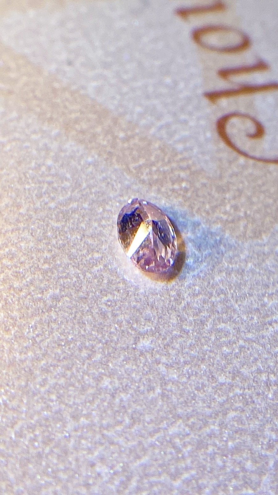 [jerseychou] Natural Fancy pink diamond 0.14 ct , Even, GIA