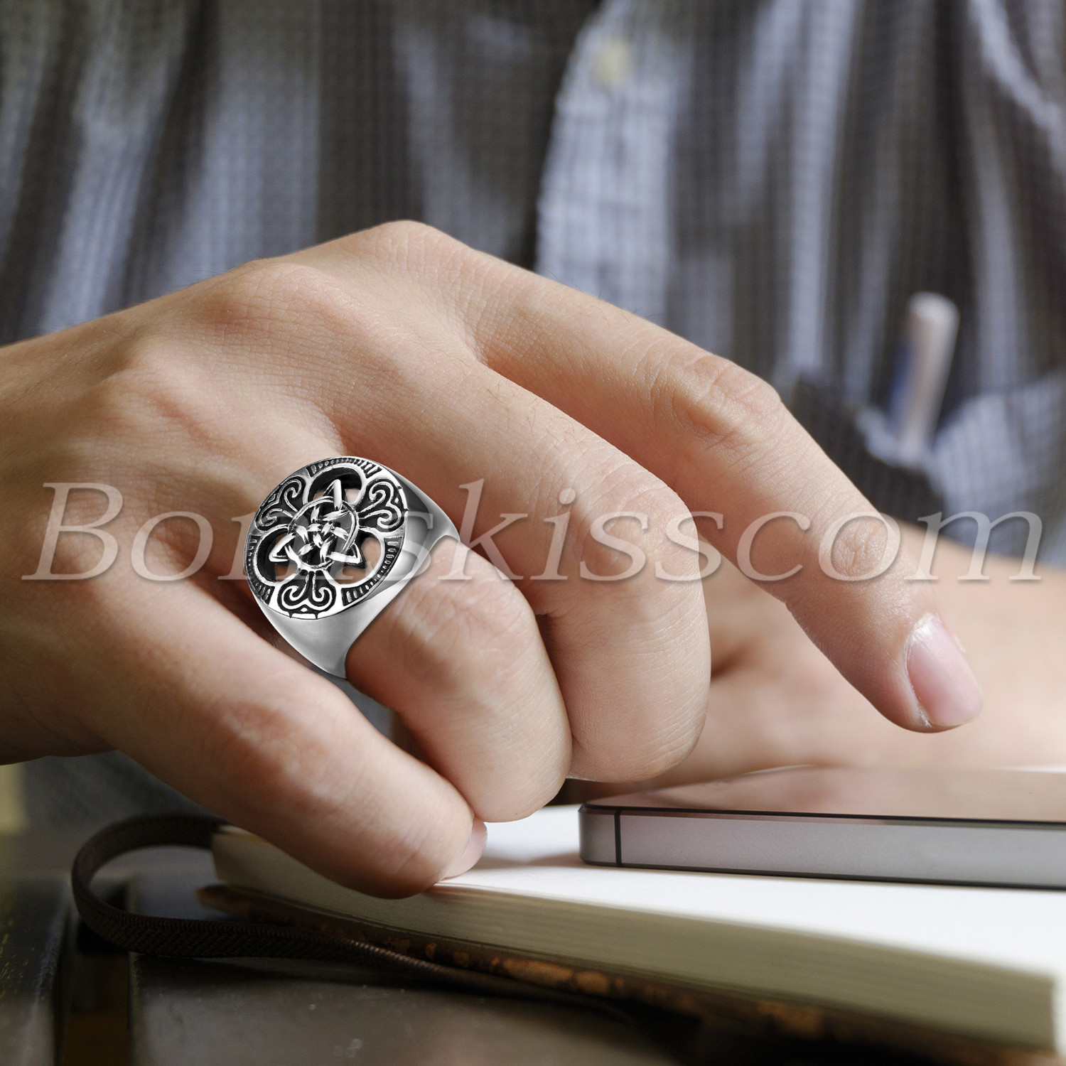 Men’s Vintage Biker Stainless Steel Round Celtic Knot Signet Rings Band #7-#14
